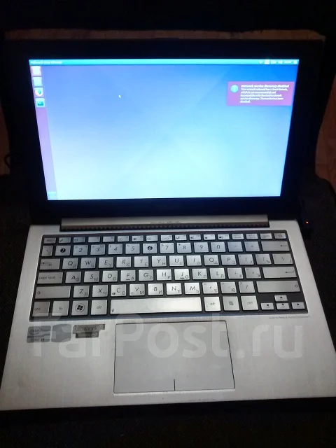 Asus ZenBook UX21E. 1,8����, ��� 4 ��, ���� 128���, WiFi: 1, Bluetooth: 1, ����������� �� 5��. ����
