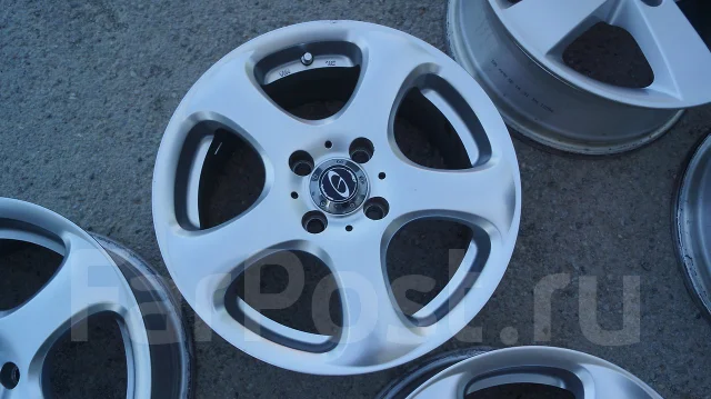 Bridgestone Glitzer. 6.5x15", 4x100, ET38, �� 73���. ����