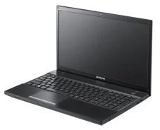 Samsung 300V5A. 15.6", 2,4����, ��� 8192 �� � ������, ���� 320 ��, WiFi, Bluetooth, ����������� �� 3 �.