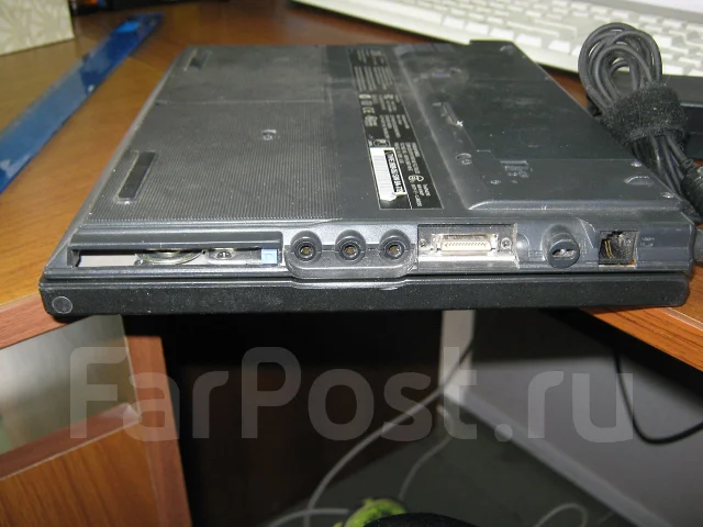 IBM ThinkPad. 0,4����, ��� 256 �� � ������, ���� 6���, ����������� �� 2��. ����
