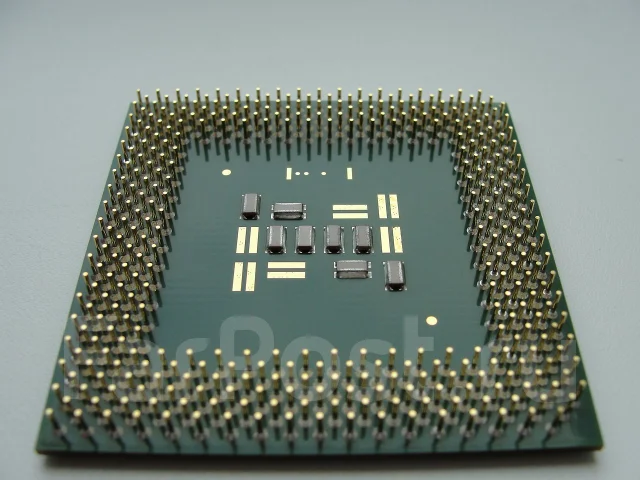 Intel Pentium III ����
