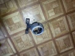 Ободок противотуманной фары. Toyota Hiace, KDH201, KDH200, TRH201, KDH206, KDH205, TRH200 Toyota Regius Ace, KDH206, KDH205, KDH200, TRH200, KDH201 Дв...