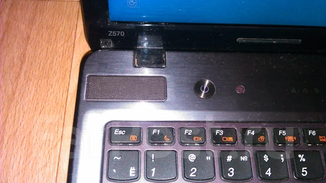 Lenovo IdeaPad Z570. 2,1����, ��� 4 ��, ���� 320���, WiFi: 1, Bluetooth: 1, ����������� �� 5��. ����
