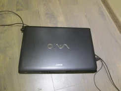 Sony VAIO SVE1512Q1RB. 2,4����, ��� 4 ��, ���� 4���, WiFi, Bluetooth, ����������� �� 2��. ����