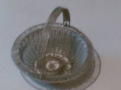 Конфетницы, фруктовницы.