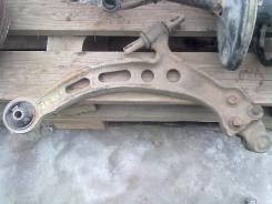 Кулак поворотный. Lexus RX300