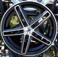 Vossen. 6.0x15, 5x114.30, ET35, ЦО 73,1 мм.