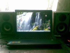 Lenovo G505. ��� 2048 ��, ���� 1 000���, WiFi, Bluetooth, ����������� �� 6��. ����