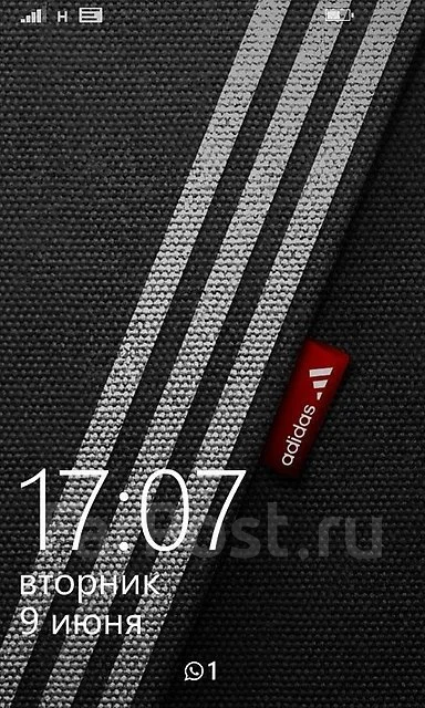Nokia Lumia 720 ����
