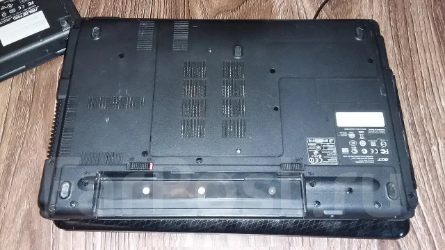 Acer Extensa 5635ZG. 2,2����, ��� 2048 ��, WiFi: 1, Bluetooth: 1 ����