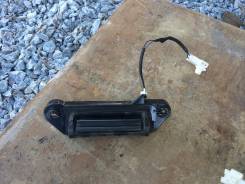 Ручка открывания багажника. Toyota Ipsum, ACM21, ACM26W, ACM26, ACM21W Двигатель 2AZFE