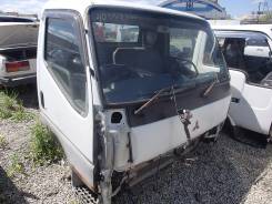 Кабина. Mitsubishi Canter, FE638 Двигатель 4D35