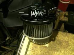 Мотор печки. Mitsubishi Pajero, V24V, V24WG, V26WG, V47WG, V26C, V25C, V24C, V23C, V43W, V44W, V45W, V46W, V14V, V26W, V25W, V24W, V34V, V23W, V21W, V...