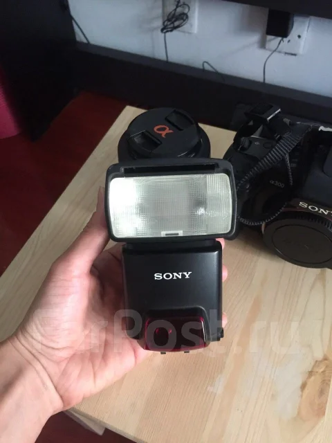 Sony Alpha DSLR-A300 ����