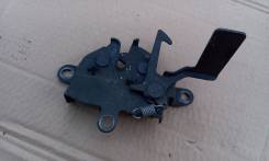 Замок капота. Toyota Corolla Levin, AE111, AE110 Toyota Sprinter Trueno, AE110, AE111 Двигатели: 4AGEU, 4AGZE, 5AFE, 4AFE, 4AGE, 4A, 5A