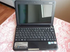 MSI Wind U135DX. 10.1", 1,6����, ��� 2048 ��, ���� 250���, WiFi: 1, Bluetooth: 1, ����������� �� 3��. ����