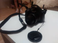 Sony Cyber-shot DSC-H100. 15 - 19.9 ��, ���: 14� � ����� ����