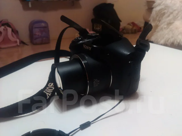 Sony Cyber-shot DSC-H100. 15 - 19.9 ��, ���: 14� � ����� ����