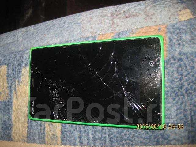 Nokia Lumia 620 ����