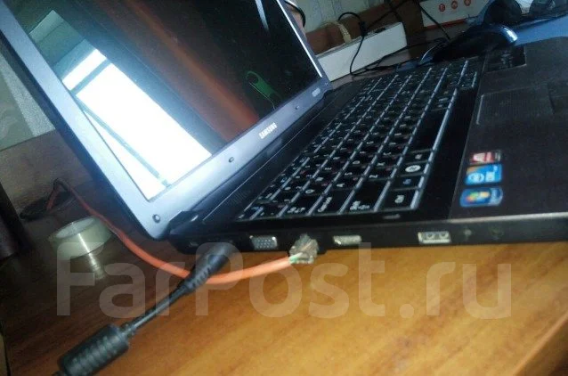 Samsung R540. WiFi: 1, Bluetooth: 1 ����
