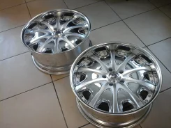 Crimson. 8.5x19", 5x114.30, ET38, �� 73,0���.