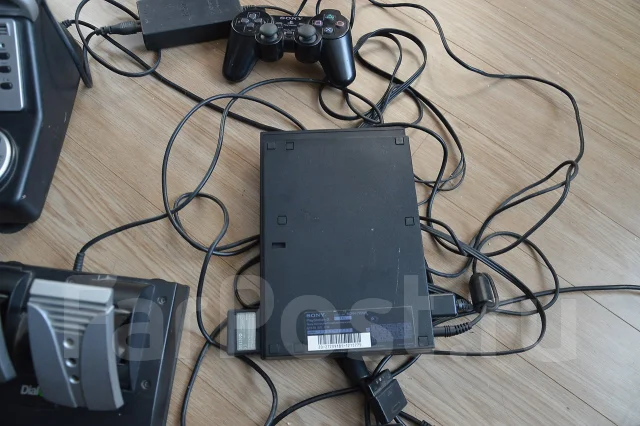 Sony PlayStation 2 Slim ����