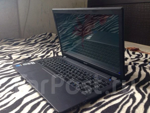 DEXP Atlas H105. 2,5����, ��� 4 ��, ���� 500���, WiFi: 1, Bluetooth: 1 ����