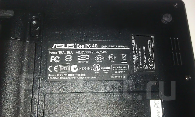Asus Eee PC. ��� 512 ��, WiFi: 1, Bluetooth: 1, ����������� �� 8��. ����