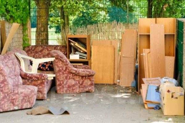 Мебель из переработанного мусора