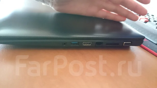 Asus X501A-XX113D. 2,4����, ��� 2048 ��, ���� 500���, WiFi: 1 ����