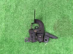 Замок капота. Subaru Legacy Lancaster, BHE, BNE Subaru Legacy, BHC, BHE, BEE, BES, BH5, BE5, BH9, BE9 Двигатели: EJ206, EJ208, EJ254, EJ201, EJ202, EZ...