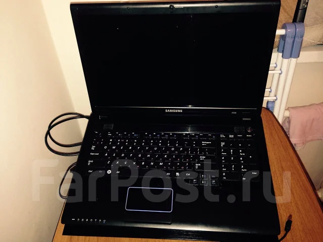 Samsung R720. WiFi: 1, Bluetooth: 1 ����