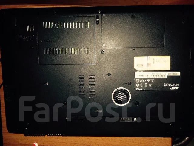 Samsung R720. WiFi: 1, Bluetooth: 1 ����