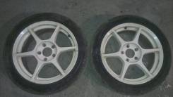 4 Racing. 7.0x17", 5x114.30, ET43