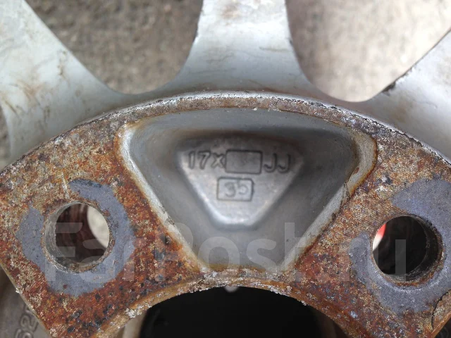 Blitz. 8.0x17", 5x114.3, ET35 ����