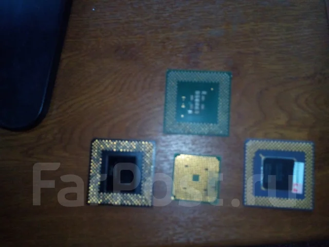 Intel Pentium III ����