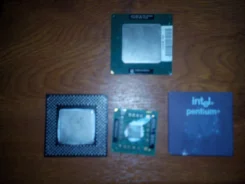 Intel Pentium III ����