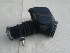 Патрубок воздухозаборника. Nissan: Tino, Bluebird Sylphy, Primera, AD, Sunny, Wingroad Двигатели: QG18DE, QG15DE, QG13DE