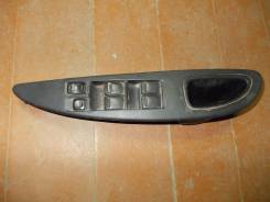 Блок управления стеклоподъемниками. Nissan Primera, P12E, P12
