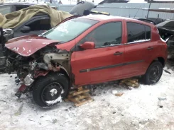 Renault Clio ����
