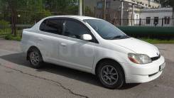 Toyota Platz. Без водителя
