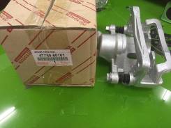 Суппорт тормозной. Toyota Land Cruiser, HDJ101, HDJ101K, UZJ100, UZJ100W Toyota Land Cruiser Cygnus, UZJ100W Lexus LX470, UZJ100, LEXUS, LX470, TOYOTA...