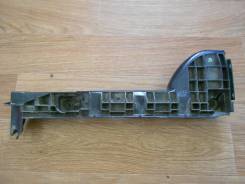 Крепление бампера. Toyota Hiace, TRH223L