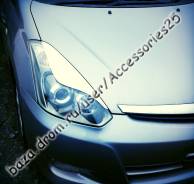 Накладка на фару. Toyota Wish, ANE10G, ANE11W, ZNE10G, ZNE14G