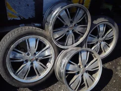 Enkei RP05. 8.0x18", 5x114.3, ET40 ����