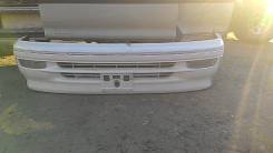 Бампер. Toyota Hiace