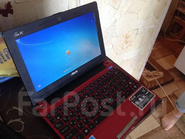 Asus Eee PC X101CH. WiFi: 1, Bluetooth: 1 ����