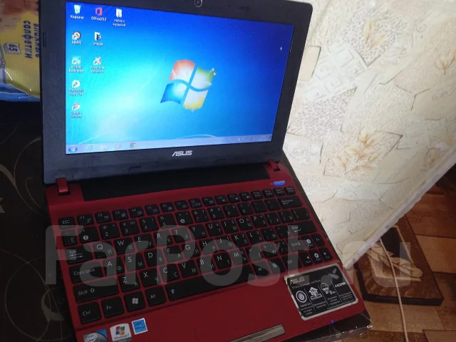 Asus Eee PC X101CH. WiFi: 1, Bluetooth: 1 ����