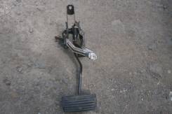 Педаль тормоза. Honda Saber, UA5 Двигатель J32A