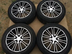 Hot Stuff Stich Legzas S010. 8.0x18", 5x114.3, ET45, �� 73���. ����